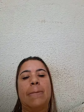 Snapshot of Carnudao chatting on October 2025 03:02:01 PM Carnudao online show from October 2025 03:02:01 PM