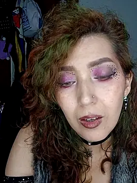 Luz delunaa online show from February 2026 04:54:01 AM