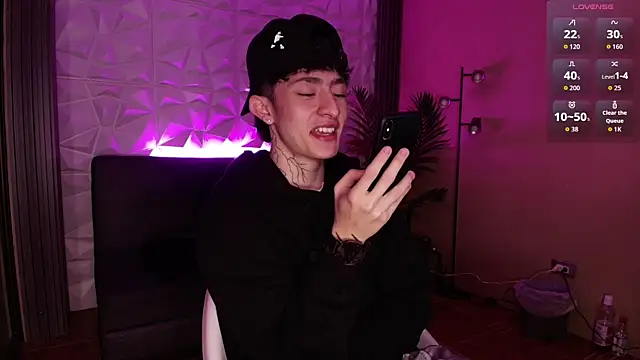 troy rouge online show from December 2025 07:23:02 PM