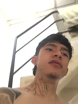 troy rouge online show from February 2026 04:39:01 PM