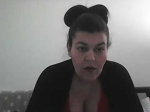 Curvy-Essex-Milf online show from March 2026 12:27:02 PM