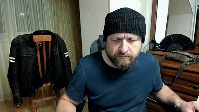 Snapshot of Grandor_M chatting on March 2025 06:16:01 PM Grandor M online show from March 2025 06:16:01 PM