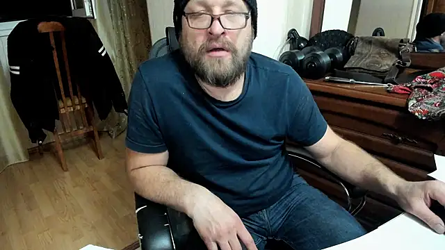 Snapshot of Grandor_M chatting on March 2025 09:26:02 PM Grandor M online show from March 2025 09:26:02 PM