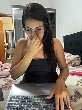 jheicylli online show from December 2025 07:35:01 PM