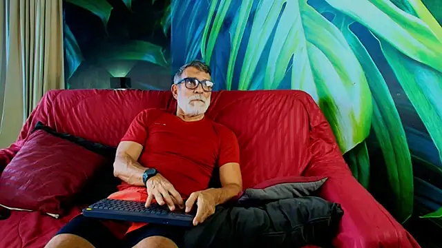 LukeCrews online show from October 2025 07:29:01 PM