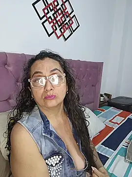 AlessandraLeroy online show from January 2026 01:20:02 AM