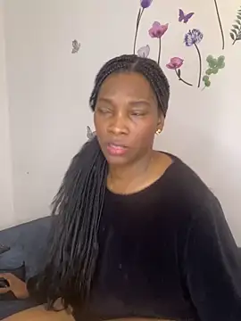 Nahomy gree online show from November 2025 05:00:02 AM