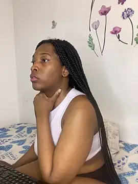 Nahomy gree online show from November 2025 05:11:01 AM