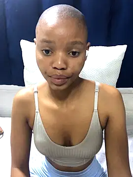 BondiBitch online show from October 2025 12:57:02 PM