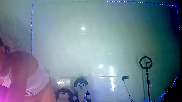 KimberlyXtreme online show from December 2025 12:51:01 PM