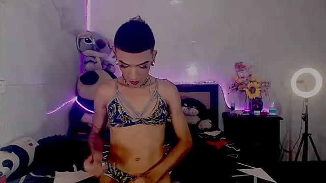 KimberlyXtreme online show from September 2025 11:37:01 PM