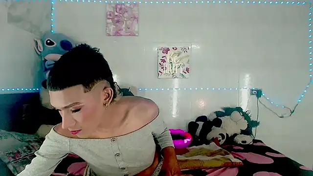 KimberlyXtreme online show from October 2025 11:30:01 PM