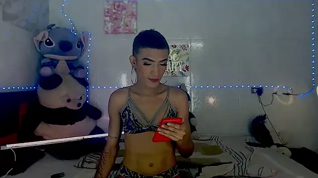 KimberlyXtreme online show from September 2025 03:18:01 PM