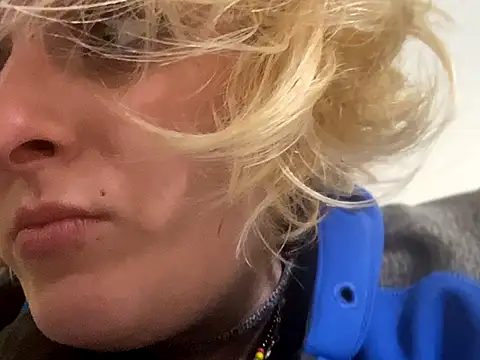 KITTYBOOBOOFUXX online show from January 2026 06:13:02 PM