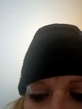 KITTYBOOBOOFUXX online show from November 2025 02:15:01 AM