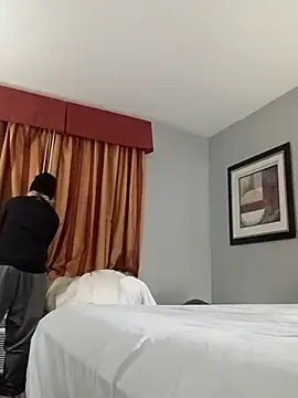 KITTYBOOBOOFUXX online show from December 2025 03:51:02 AM