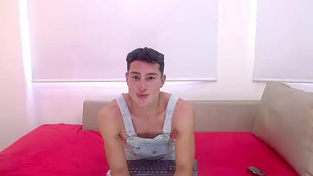 Snapshot of austinking_ chatting on March 2025 09:34:01 PM austinking online show from March 2025 09:34:01 PM