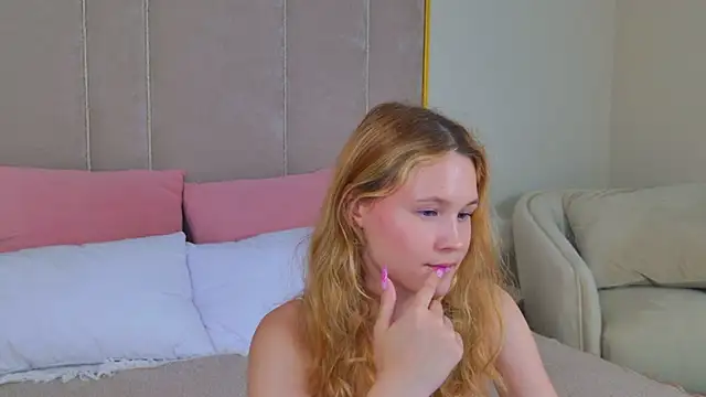 AmeliRoyse online show from June 2026 11:24:02 PM