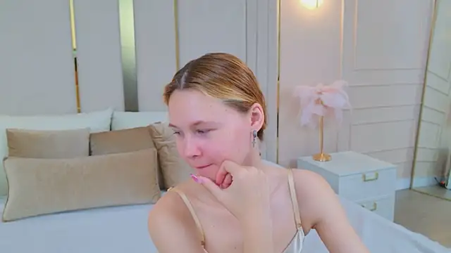 AmeliRoyse online show from June 2026 05:23:02 PM