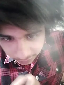 Snapshot of Young_couple6969 chatting on March 2025 09:12:02 PM Young couple6969 online show from March 2025 09:12:02 PM