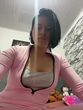 victoriacooper21 online show from February 2026 10:18:01 PM