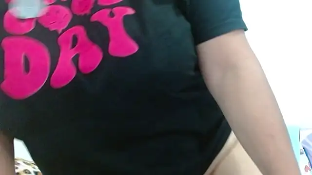 Milena Foox online show from December 2025 06:03:01 AM