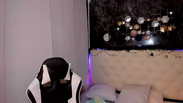  Lilly miller online show from January 2026 04:40:01 AM