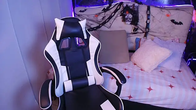  Lilly miller online show from October 2025 10:23:02 AM