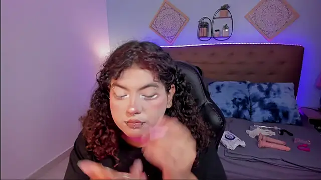  Lilly miller online show from November 2025 08:31:01 PM