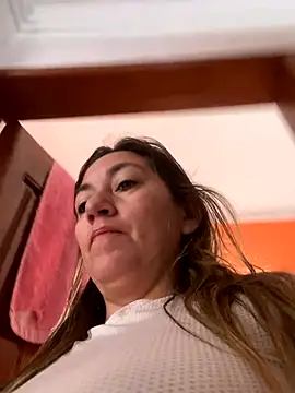 Luna-nevada online show from November 2025 05:23:02 PM