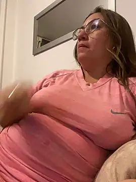 Luna-nevada online show from March 2026 01:40:01 AM