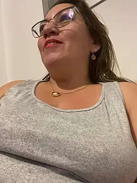 Luna-nevada online show from March 2026 02:04:02 AM