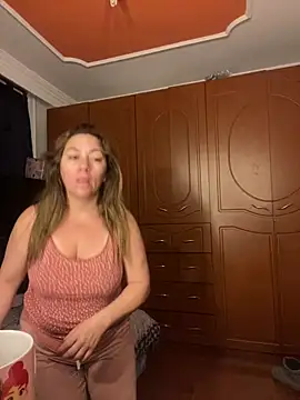 Luna-nevada online show from February 2026 10:28:01 AM