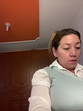 Luna-nevada online show from February 2026 12:38:02 PM