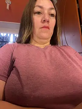 Snapshot of Luna-nevada chatting on May 2026 02:13:02 PM Luna-nevada online show from May 2026 02:13:02 PM