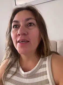 Luna-nevada online show from February 2026 04:38:01 PM