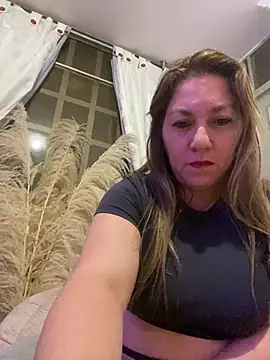 Luna-nevada online show from January 2026 02:26:02 AM