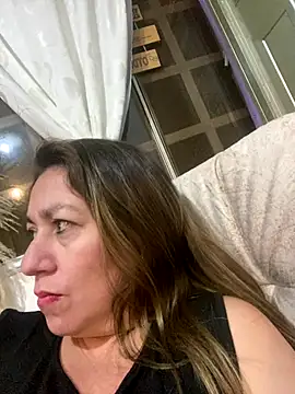 Luna-nevada online show from November 2025 05:28:01 AM