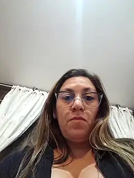 Luna-nevada online show from October 2025 02:10:01 AM