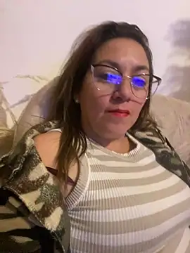 Snapshot of Luna-nevada chatting on May 2026 01:56:01 AM Luna-nevada online show from May 2026 01:56:01 AM