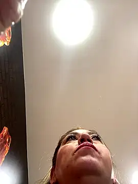 Luna-nevada online show from January 2026 06:23:02 PM