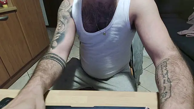 maialinofriuli online show from October 2025 10:32:01 PM