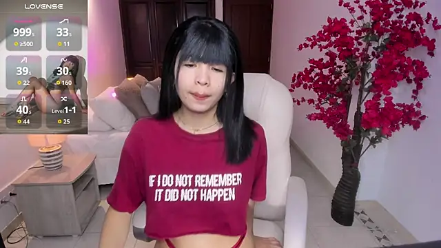 Snapshot of Kloee_brown chatting on November 2025 11:04:01 AM Kloee brown online show from November 2025 11:04:01 AM