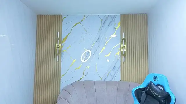 Snapshot of _wendy_b chatting on November 2025 02:59:01 AM wendy b online show from November 2025 02:59:01 AM