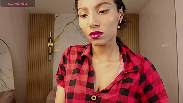 Snapshot of _wendy_b chatting on November 2025 03:11:01 AM wendy b online show from November 2025 03:11:01 AM