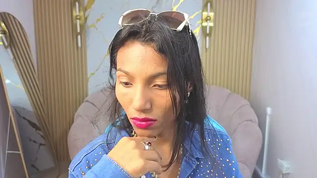Snapshot of _wendy_b chatting on October 2025 02:55:02 AM  wendy b online show from October 2025 02:55:02 AM