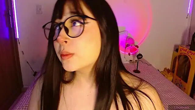 Oliviargf online show from April 2026 12:37:01 AM