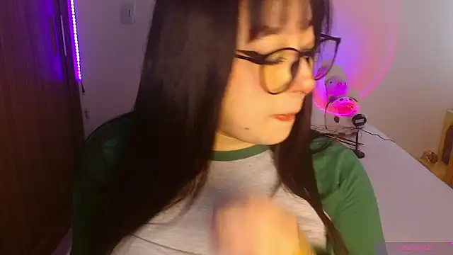 Oliviargf online show from July 2026 01:35:02 PM