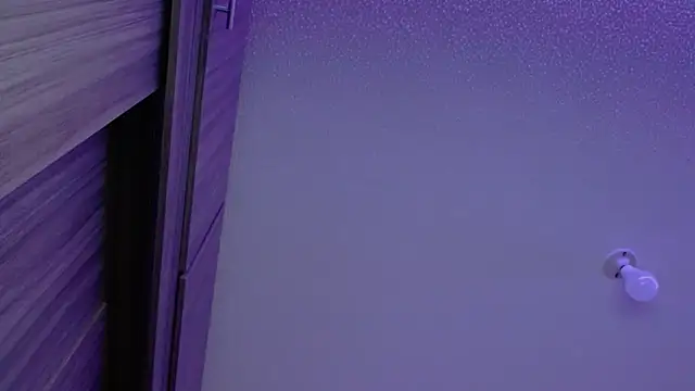 Oliviargf online show from November 2025 03:33:02 AM