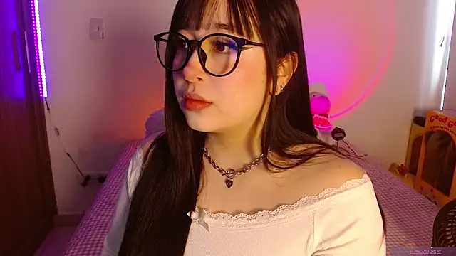 Oliviargf online show from March 2026 12:21:01 PM